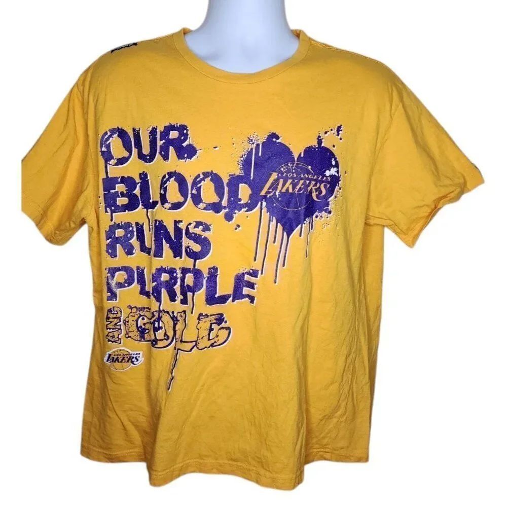 LA Lakers Our Blood Runs Purple Merch Tshirt Mens Size M Yellow